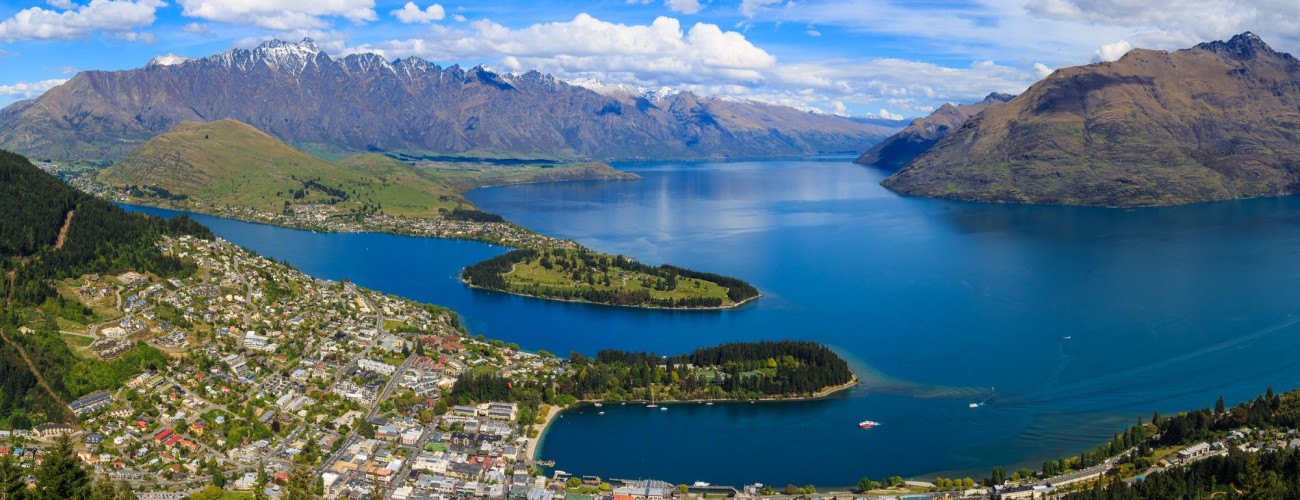 A Day in the Life: Experiencing Queenstown Like a Local