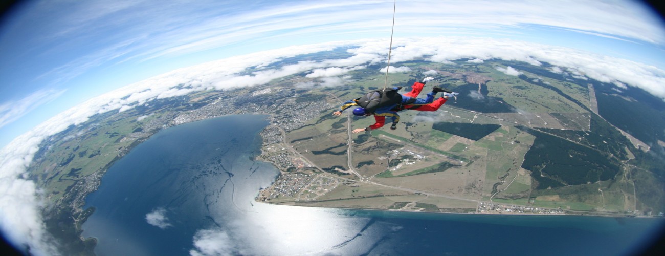 Extreme Sports in NZ: From Skydiving to White Water Rafting